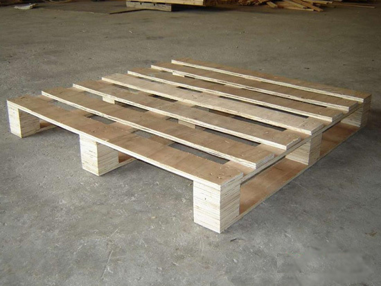 該怎樣合理選購(gòu)木托盤(pán)?