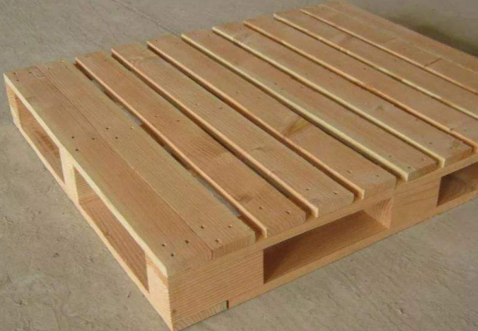 免熏蒸木托盤有哪些優勢？企業在選托盤時為何更青睞于它？